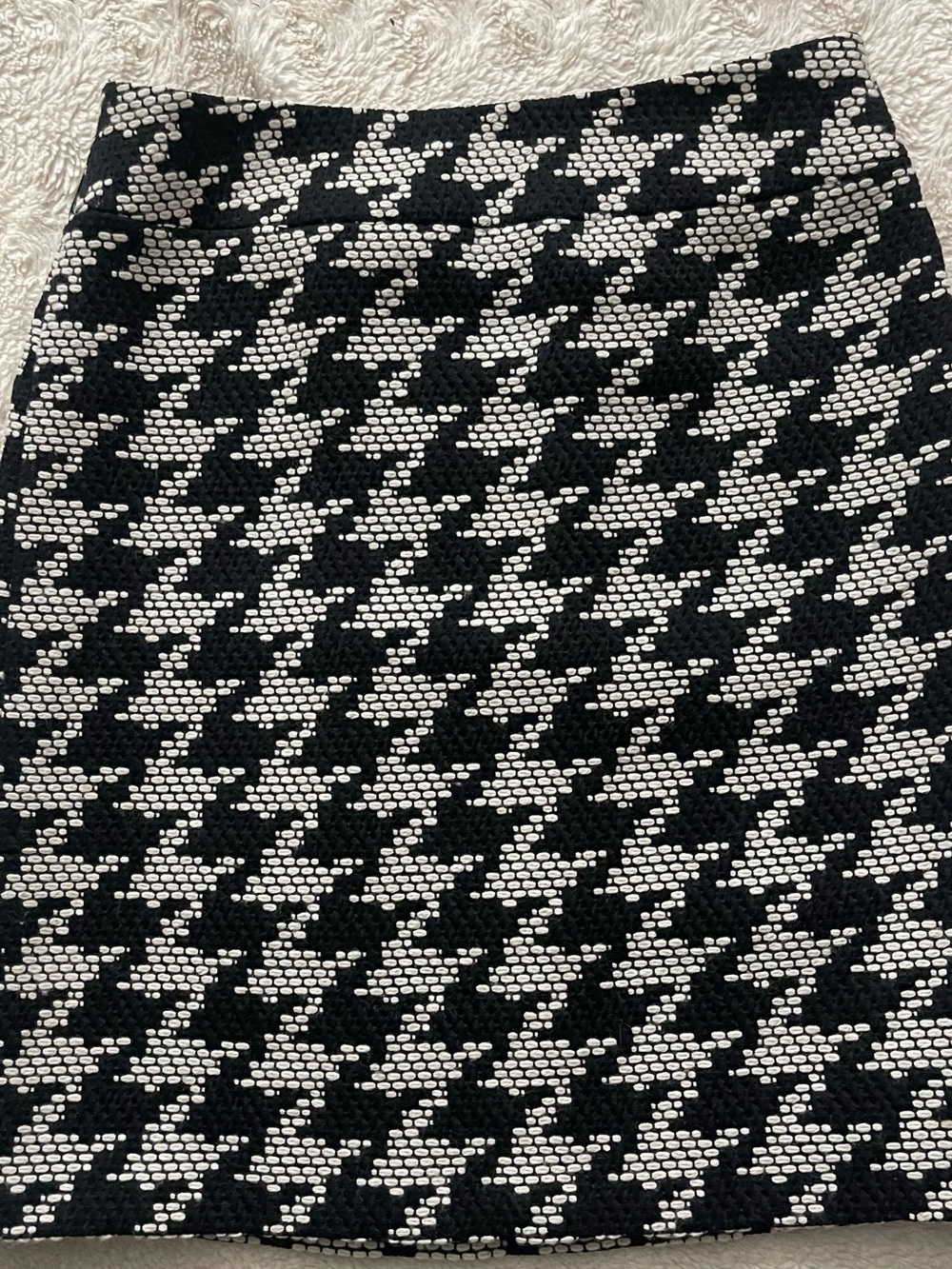 Talbots Black and White Houndstooth Knit Pencil Skirt Wool Blend